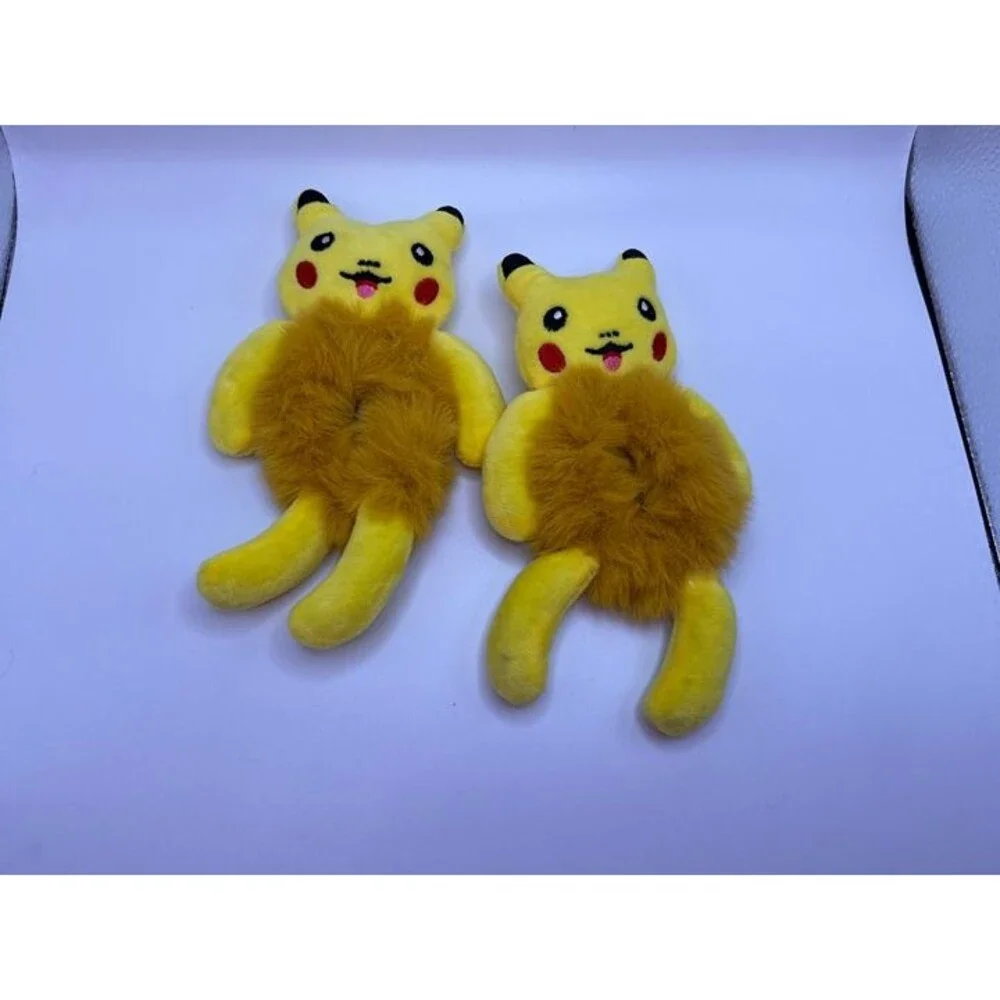10 Plush Hair Scrunchies